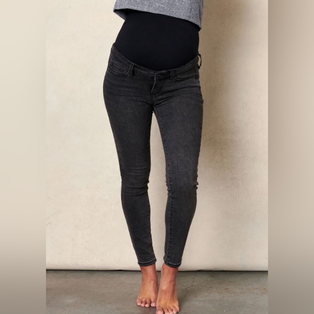 BLANQI Women's Black Jeans